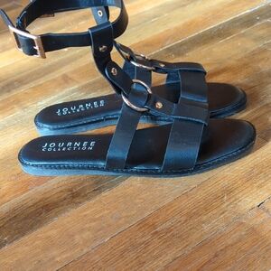 Journee Collection Gladiator Sandals 7.5